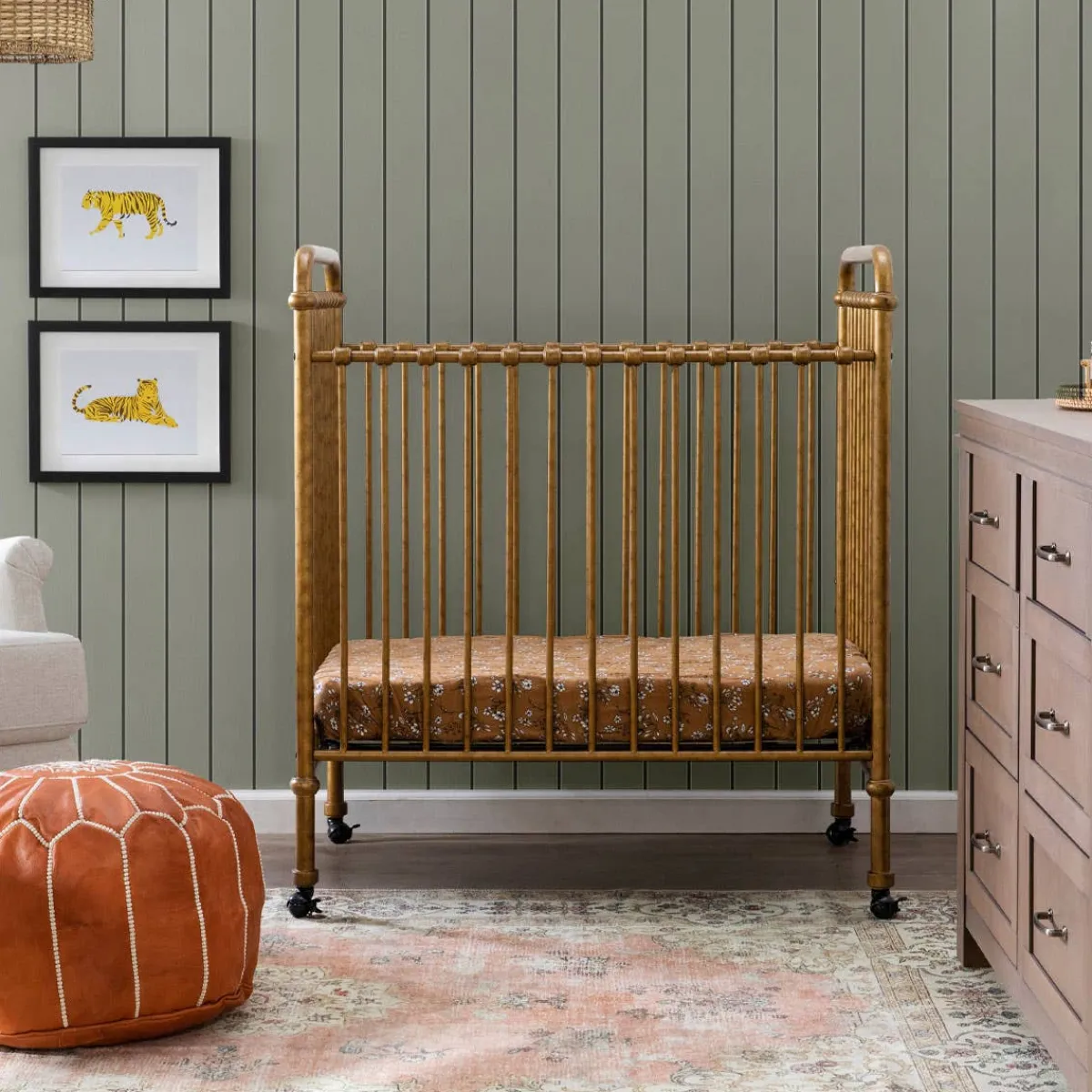 Mini Cribs-Namesake Abigail Mini Crib