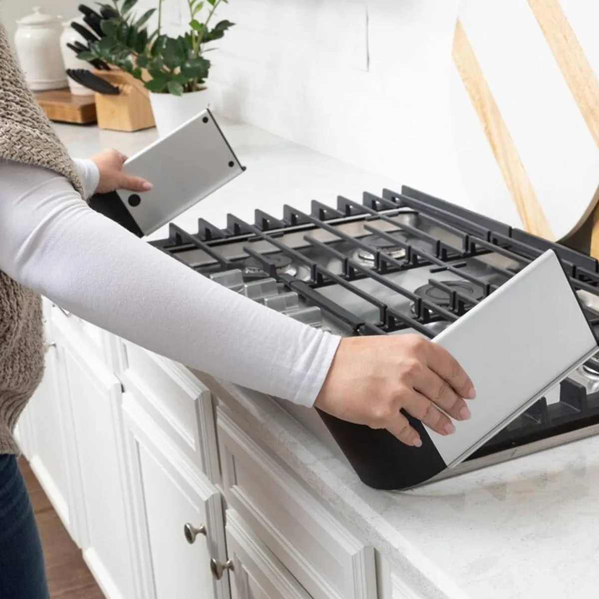 Baby Gates + Babyproofing-QDos Adhesive Stove Guard