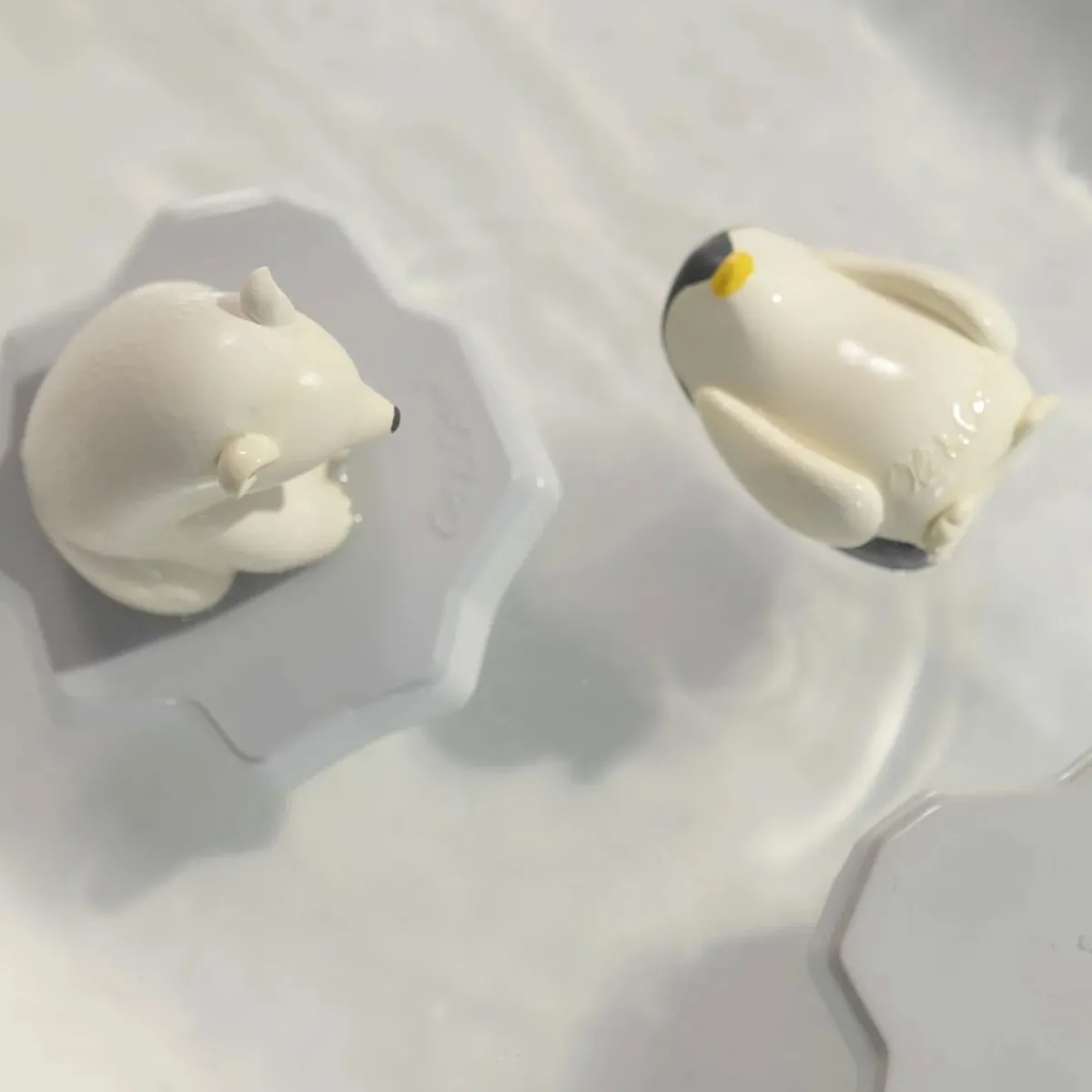 Bath Toys-Oli & Carol Bath Toy