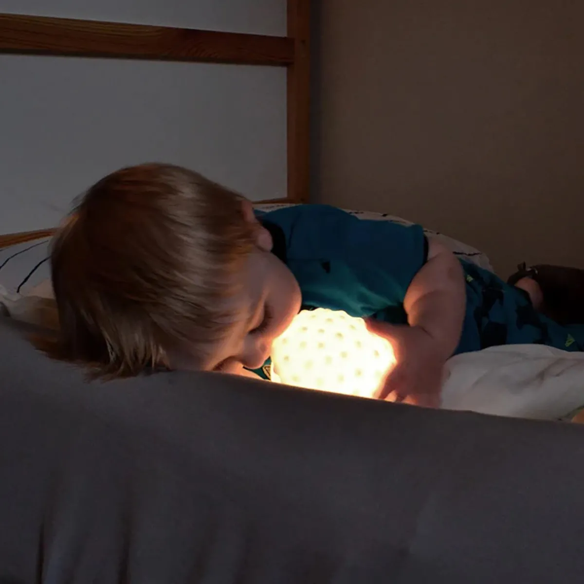 Baby Gates + Babyproofing-Bbluv Bümps Inflatable Bed Rails