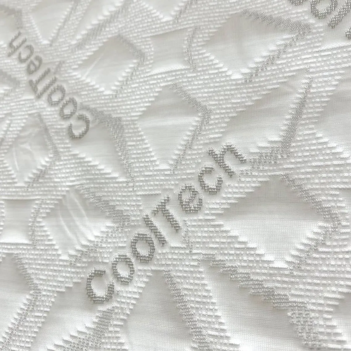 Crib Mattress Protection-Simmons Cool Tech Crib Waterproof Mattress Protector