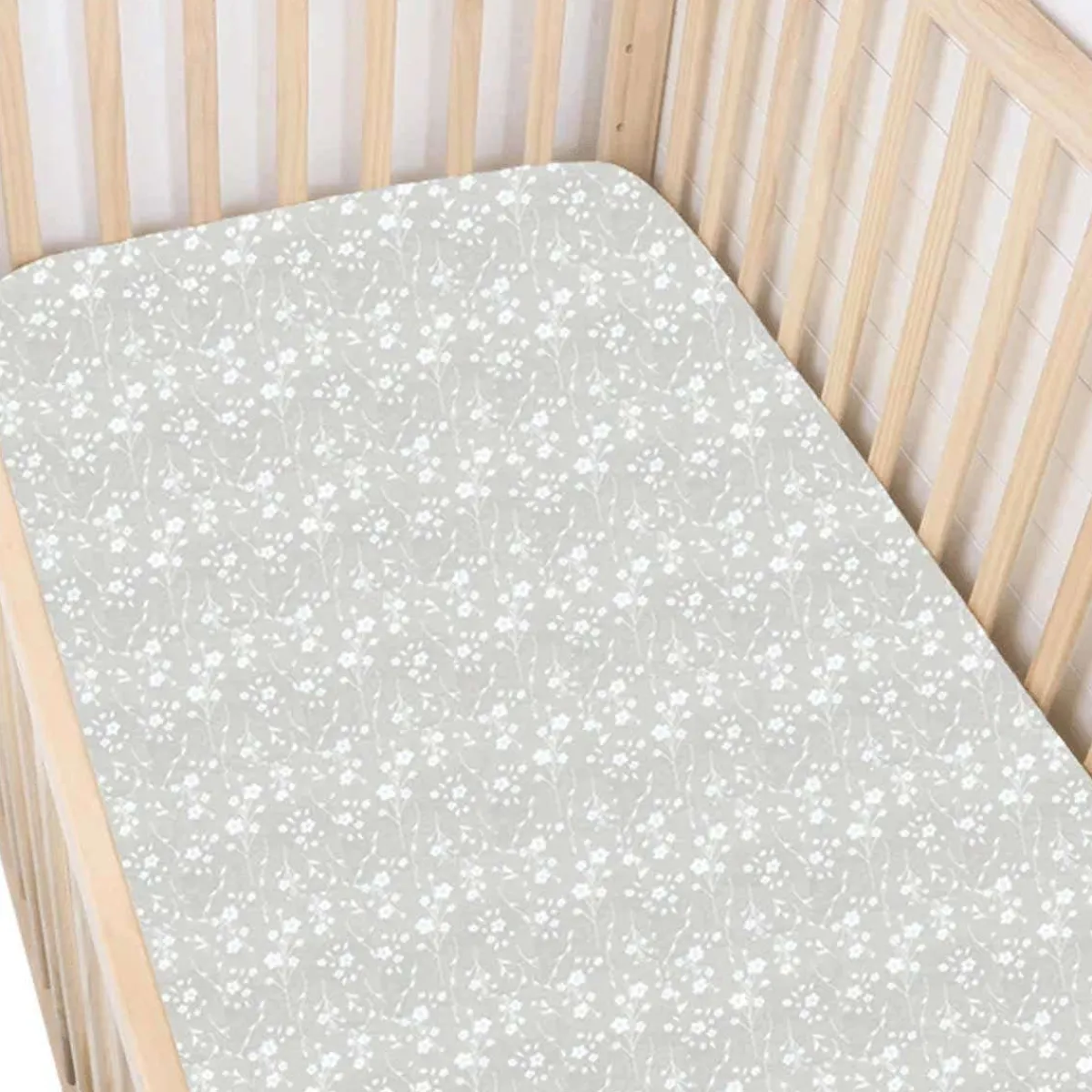 Crib Fitted Sheets-Gunamuna Crib Sheet