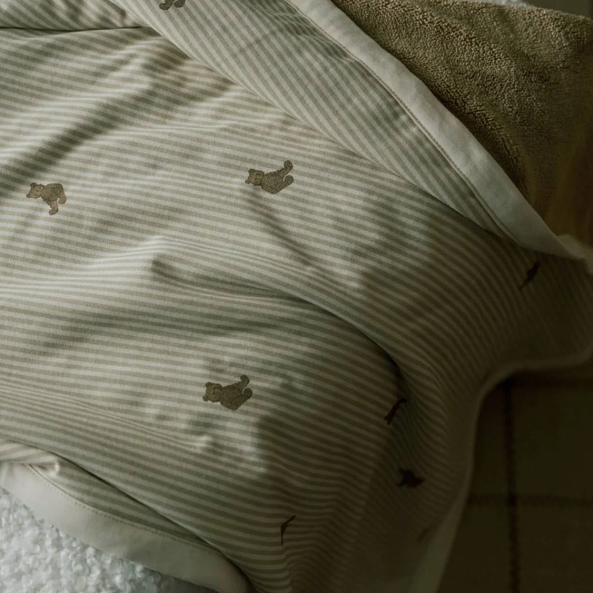 Blankets-Oilo Cuddle Plush Infant Blanket