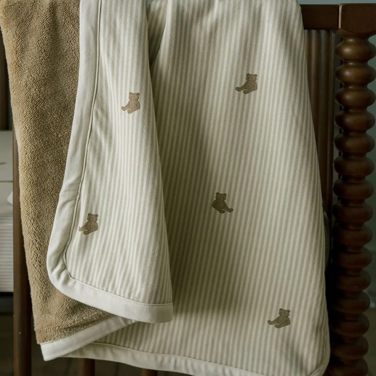 Blankets-Oilo Cuddle Plush Infant Blanket