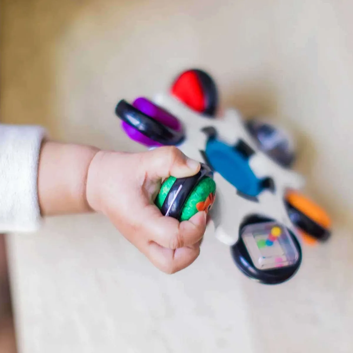 Grasping Toys-Baby Einstein Curiosity Clutch Sensory Toy