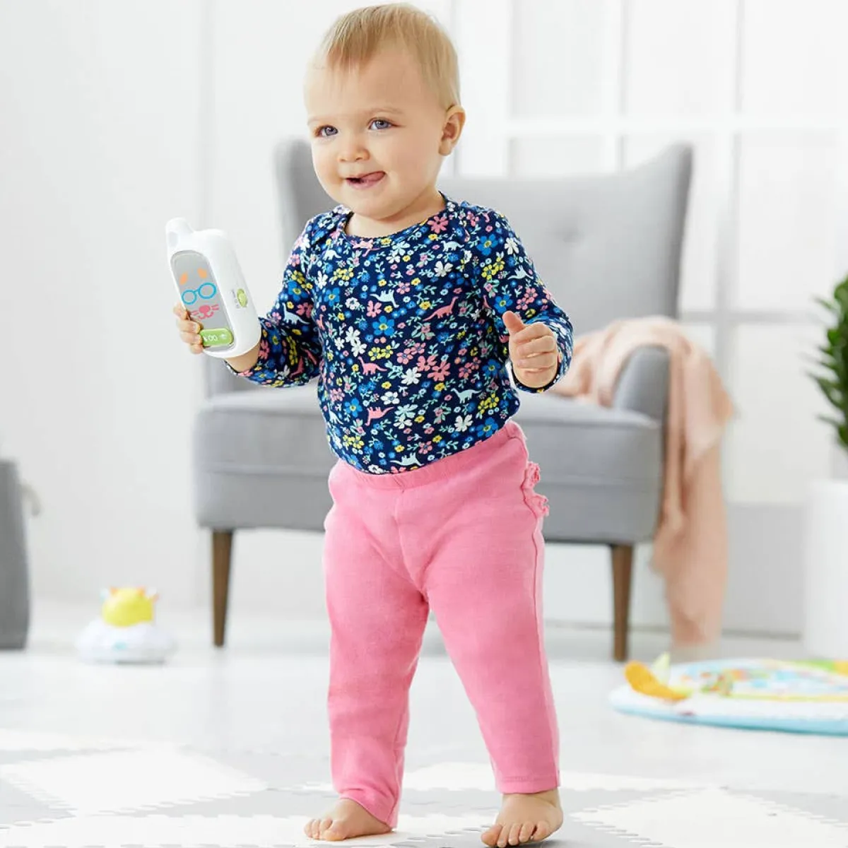 Pretend Play|Play + Learn Toys-Skip Hop Explore & More Selfie Phone