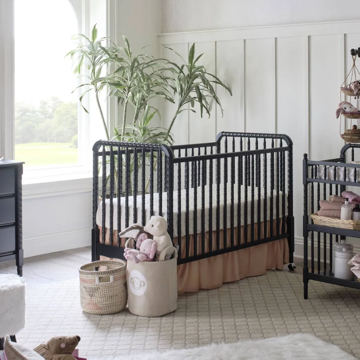 Convertible Cribs-DaVinci Jenny Lind Crib