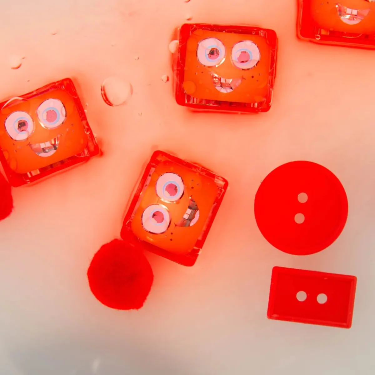 Bath Toys-Glo Pals Light-Up Cubes (4 Pack)