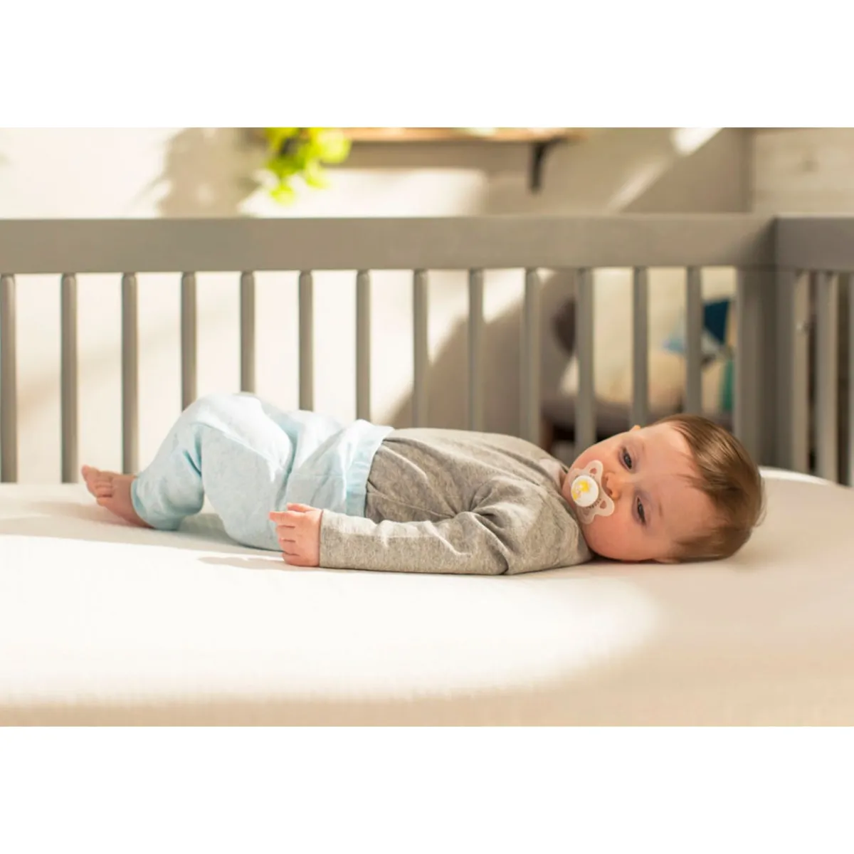 Crib Mattresses-Naturepedic Lightweight Classic Seamless Mattress 2-Stage