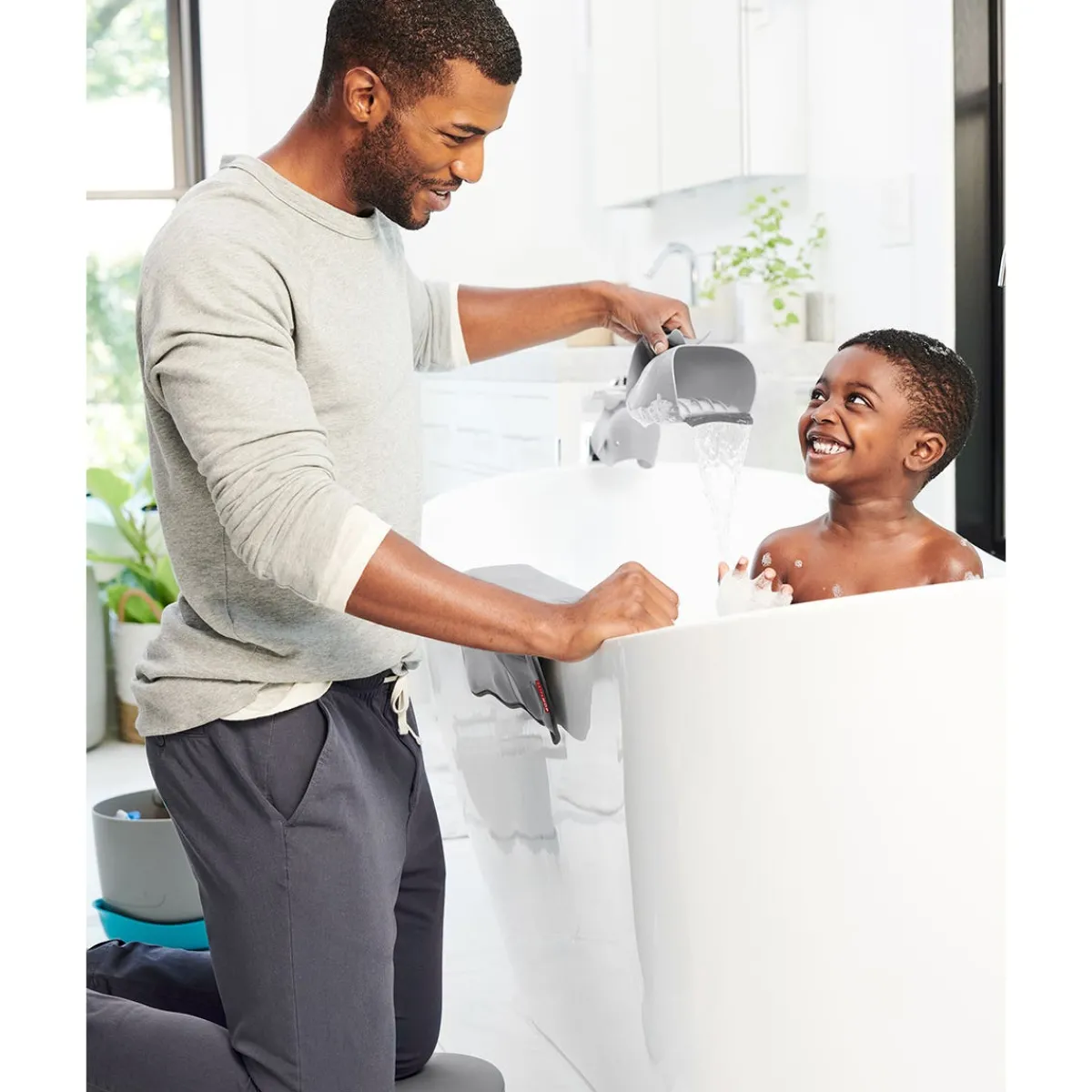 Bath Kneelers + Elbow Rests-Skip Hop Moby Bathtime Essentials Kit