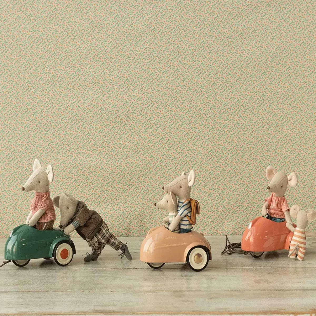 Pull Toys-Maileg Mouse Car