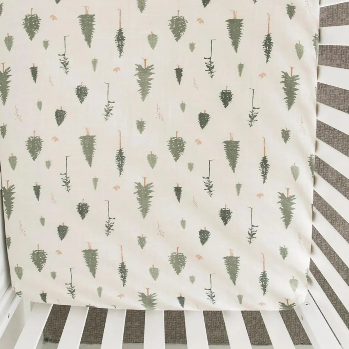 Crib Fitted Sheets-Saranoni Muslin Crib Sheet