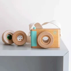 Pretend Play|Wooden Toys-Manhattan Toy Natural Historian Camera