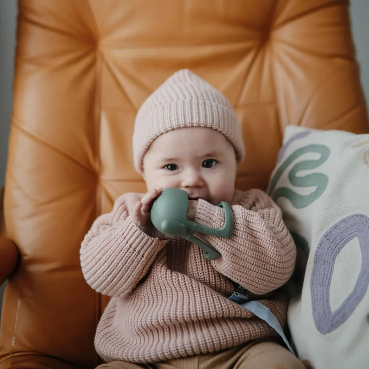 Teethers|Pacifiers + Clips-Mushie No-Drop Teether