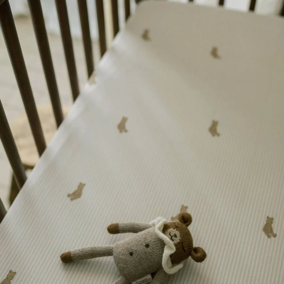 Crib Fitted Sheets-Oilo Organic Jersey Crib Sheet