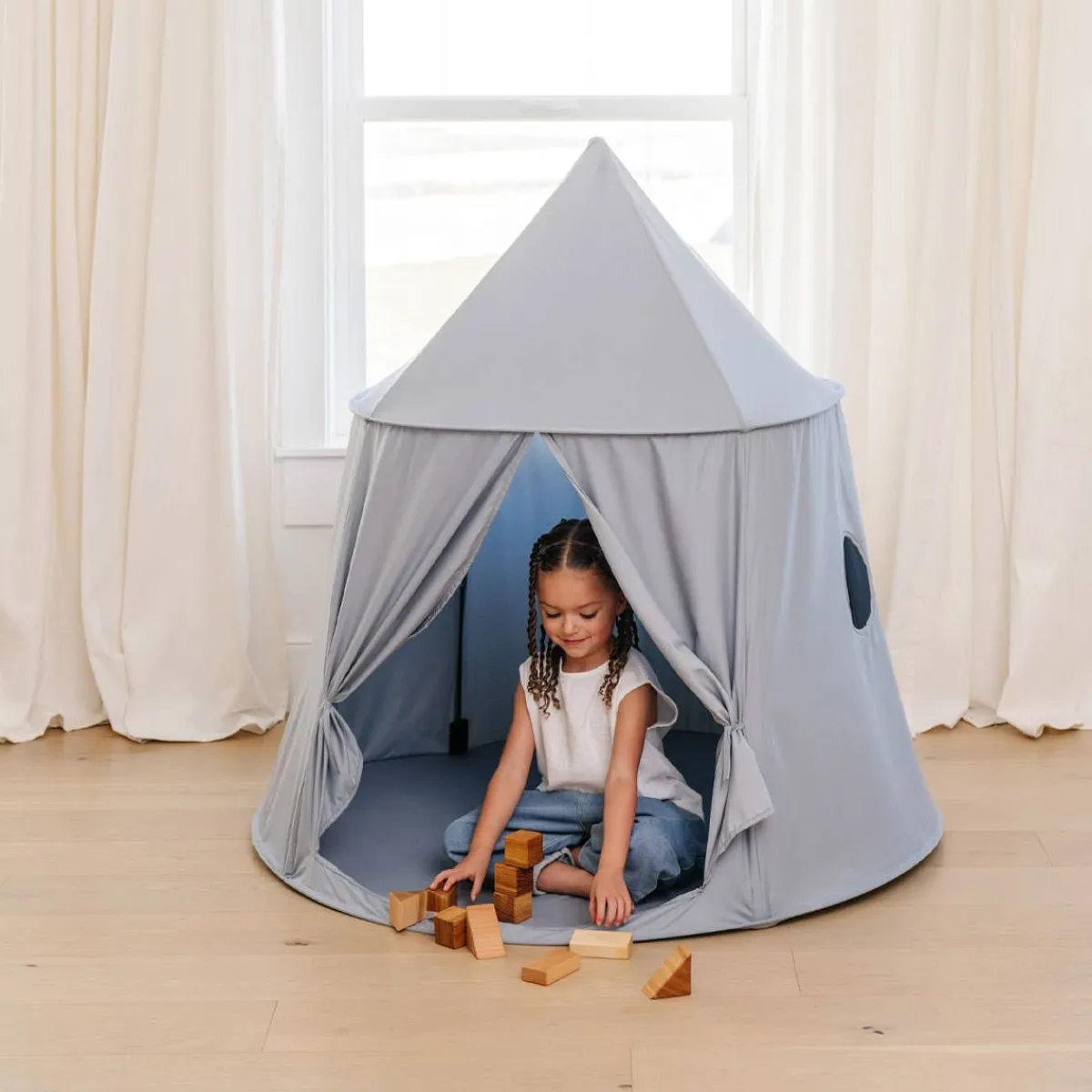 Pretend Play-Rollic Play Tent