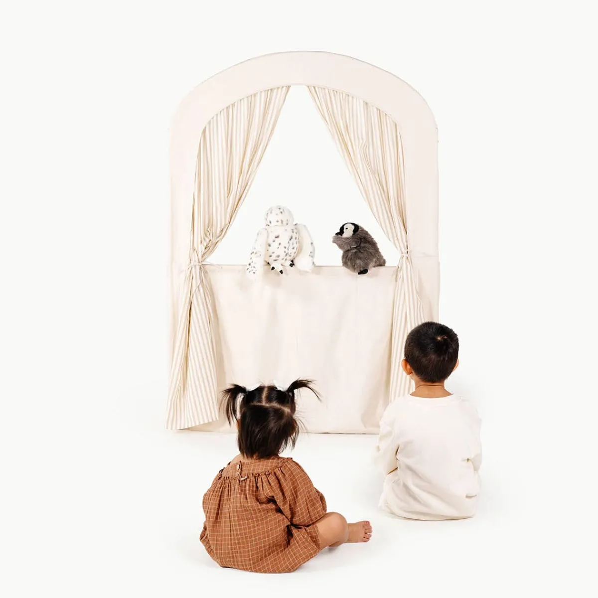 Pretend Play-Gathre Play Theatre