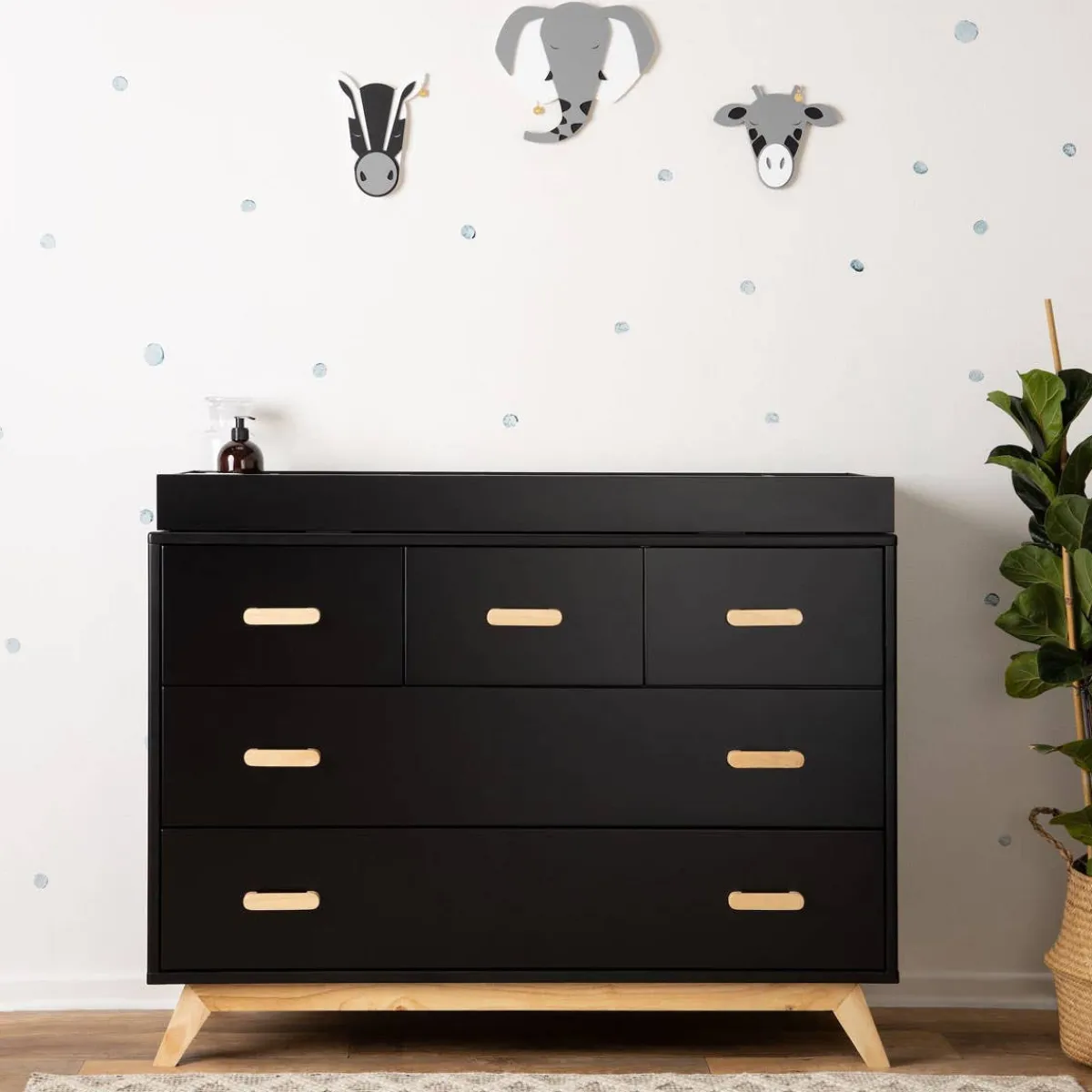 Dressers-dadada Soho 5 Drawer Dresser 2.0