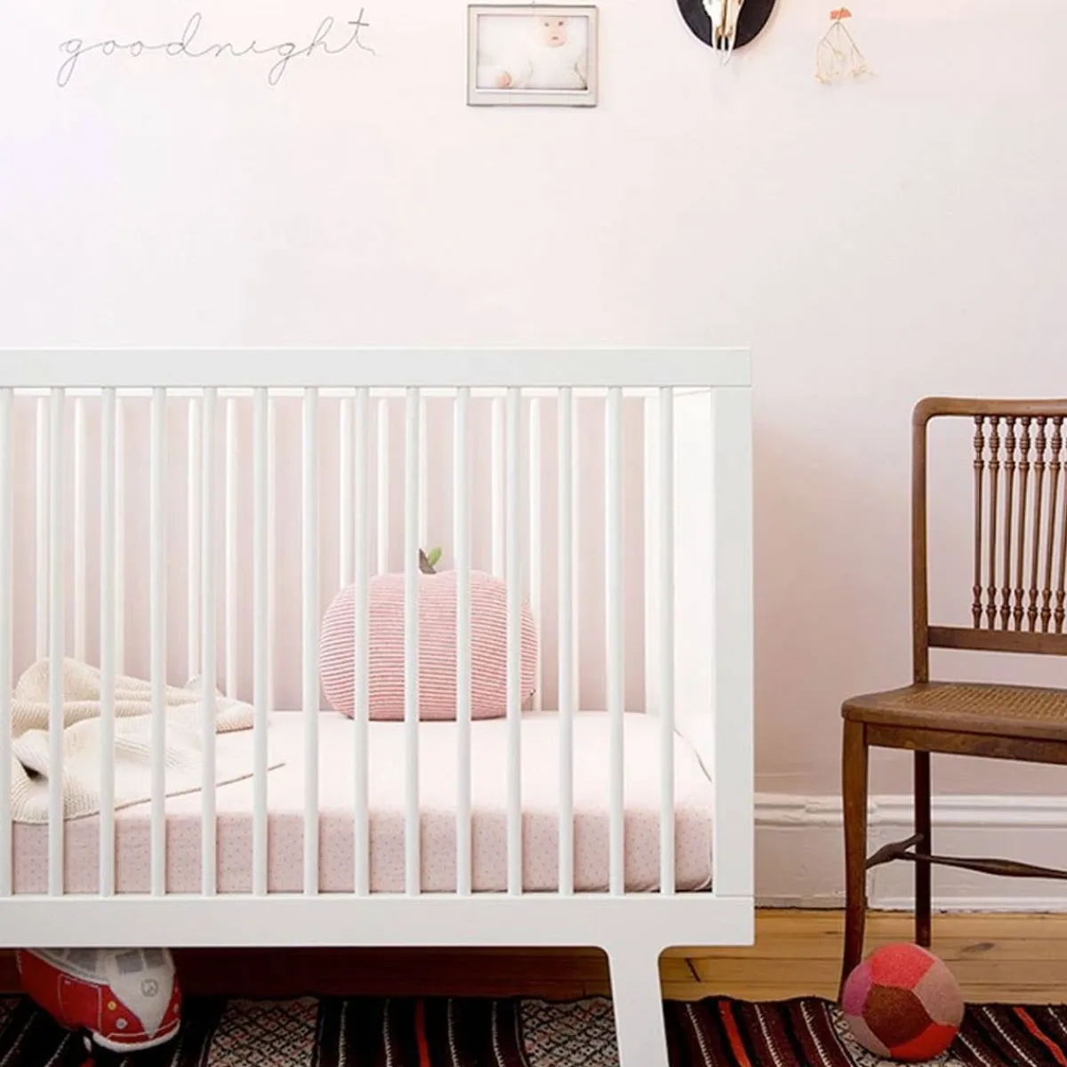 Convertible Cribs-Oeuf Sparrow Crib