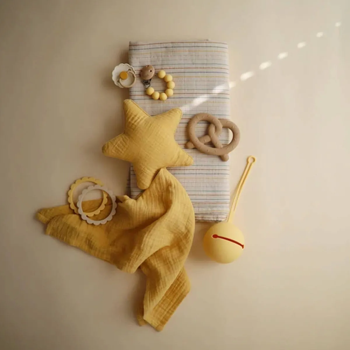 Loveys|Blankets-Mushie Star Lovey