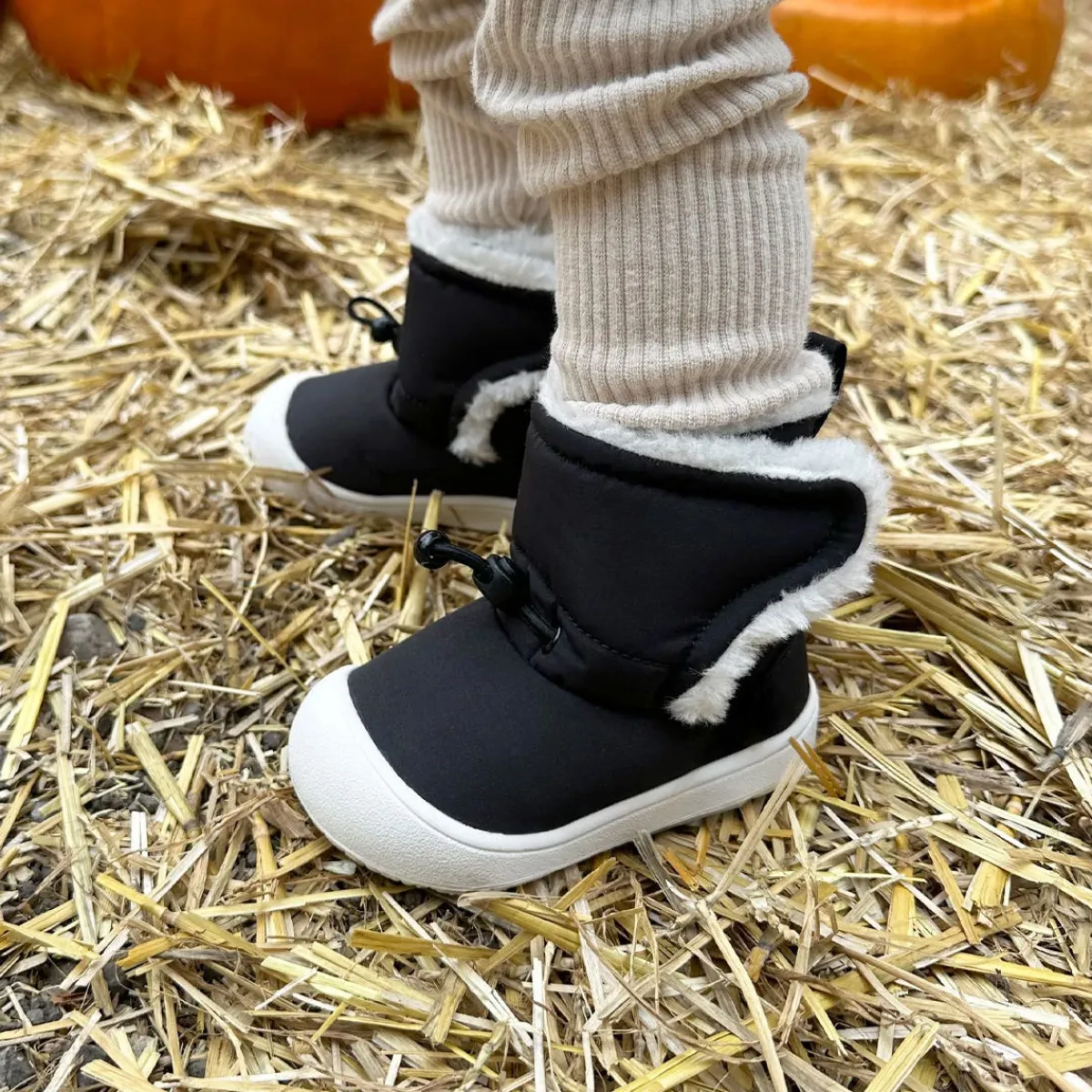 Winter Boots-Jan & Jul Stay-Put Trail Booties