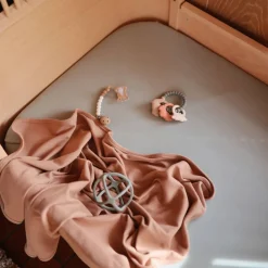 Crib Fitted Sheets-Mushie Stretchy Crib Sheet