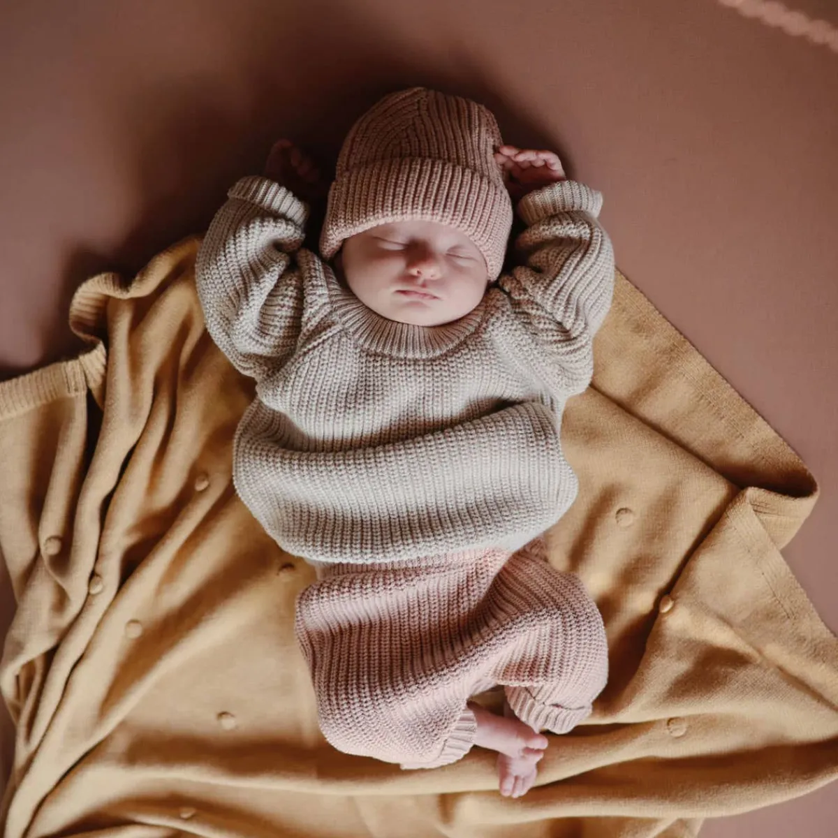 Crib Fitted Sheets-Mushie Stretchy Crib Sheet