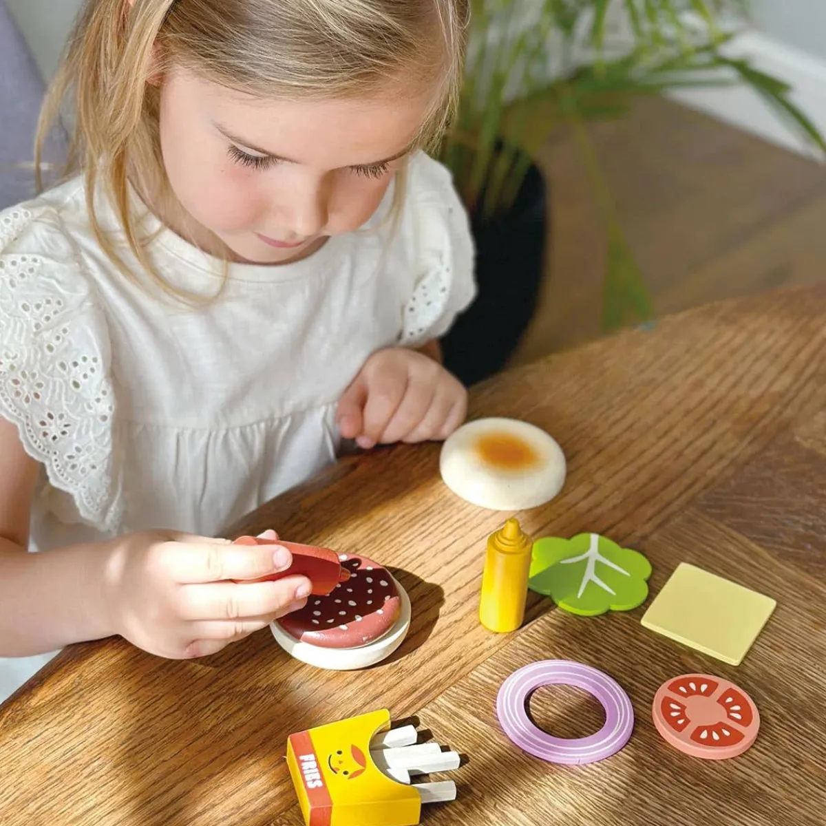 Pretend Play|Wooden Toys-Mentari Take-Out Burger Set