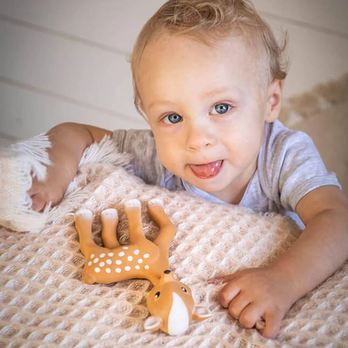 Teethers|Pacifiers + Clips-Sophie La Giraffe The Fawn