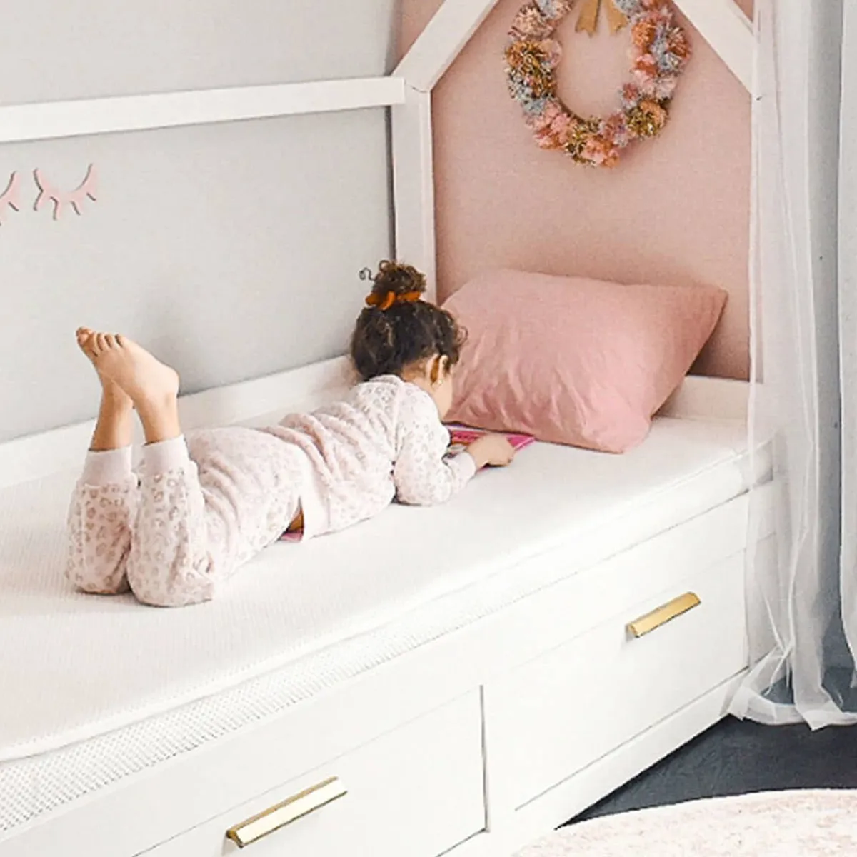 Twin Mattresses-Newton Baby Twin Mattress White