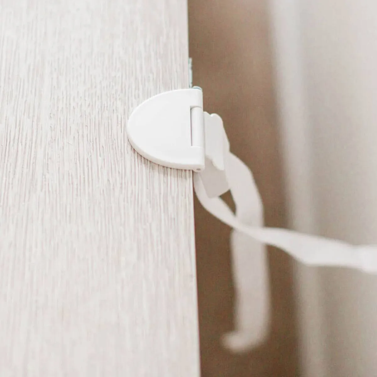 Baby Gates + Babyproofing-QDos Zero-Screw Furniture Anti-Tip Kit White
