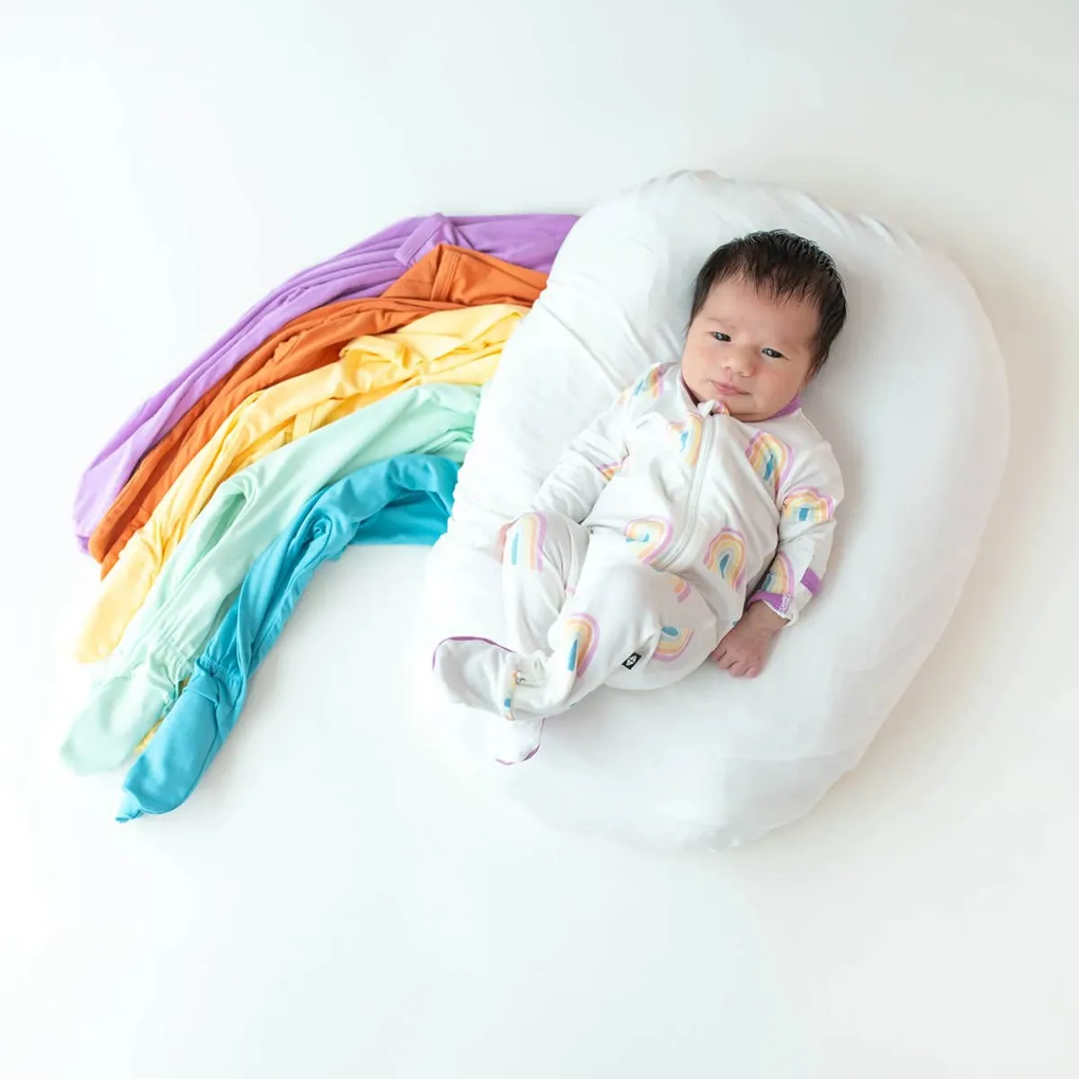 Onesies|Sleepers-Kyte Baby Zippered Footie (Rainbow)